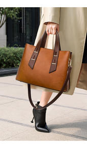 Bolso de mano de mujer nuevo al por mayor, bolso versátil de gran capacidad, bolso de hombro con contraste de color a la moda - Product Image 3