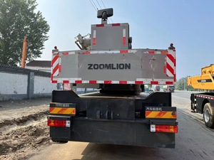 Camión Zoomlion de 25 Toneladas de Segunda Mano a Bajo Costo con Grúa, Certificado por la EPA para Aplicaciones de Construcción - Product Image 5