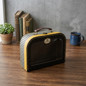 Boîte cadeau vintage en forme de valise en papier, valise en carton vintage à pois et rayures, boîte de rangement décorative avec poignée - Product Image 1