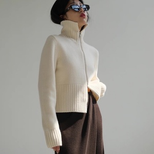 Cardigã Curto de Cashmere/Lã com Zíper Duplo e Gola Alta para Mulheres, Estilo Elegante, Outono Inverno, com Renda Floral e Detalhes Halter - Product Image 6