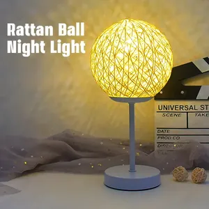 Lampe de nuit en bois, globe lumineux LED blanc chaud, commande tactile, 2700K, design rustique, CRI 90, dimmable pour chambre à coucher - Product Image 1