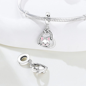 Exquisita joyería con forma de corazón para gatos, joyería LOVE con microincrustaciones en latón blanco, un regalo perfecto para aniversario. - Product Image 5