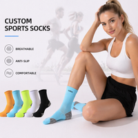 Kaos Kaki Olahraga Nilon Cepat Kering Anti-pilling Sol Tebal Menyerap Keringat Anti-selip Setinggi Betis untuk Badminton dan Lari.