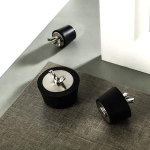 Accessoires de <span class=keywords><strong>piscine</strong></span> 1.5 Bouchon <span class=keywords><strong>antigel</strong></span> de tuyau d'hiver de 2 pouces Bouchon en caoutchouc Bouchon de compression d'entrée et de sortie de drainage - Product Image 2