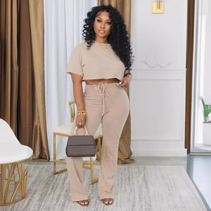 Ensemble <span class=keywords><strong>de</strong></span> vêtements pour femmes 2 pièces décontracté à manches courtes et pantalon skinny 2024, streetwear grande taille, séchage rapide - Product Image 4