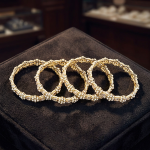 กำไลข้อมือมุกเทียมโบราณ 4 ชิ้น พร้อมเคลือบเมห์นดี เครื่องประดับแฟชั่นคลาสสิกสำหรับผู้หญิง ปราศจากนิกเกิลและตะกั่ว ขายส่งจากอินเดีย - Product Image 3