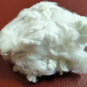 Fibra de poliéster reciclada 2.5D SD Blanco Sólido Seco GRS Vikohasan Proveedor Material virgen Hilo de hilado para material de relleno - Product Image 1