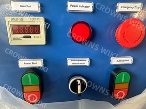 Machine automatique à grande vitesse pour le formage et la découpe d'embouts de tuyaux en silicone pour la production en série - Product Image 3