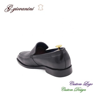 Chaussures habillées en cuir noir de luxe de haute qualité, personnalisables avec logo et design sur mesure, pour hommes professionnels, idéales pour le bureau et les mariages. - Product Image 5