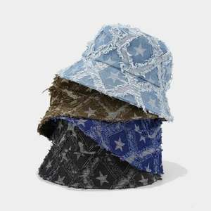 Chapeau Bob en Jean Tendance pour Femme avec Bords Effilochés et Motif Étoile – Idéal pour l'Été et les Voyages en Extérieur - Product Image 1