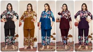 Unity Luxure Premium Floral Printed Co Ord Set <b>in</b> <b>Black</b> with Straight Kurta & Palazzo Pants - Product Image 4