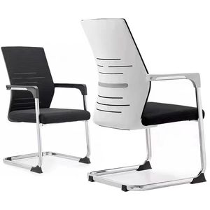 Silla <span class=keywords><strong>de</strong></span> Oficina Ergonómica <span class=keywords><strong>de</strong></span> Diseño Profesional con Respaldo <span class=keywords><strong>de</strong></span> Malla, Reposabrazos Acolchados y Base Cromada para Visitantes - Product Image 3