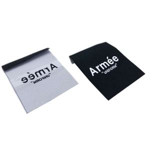 Étiquettes tissées personnalisées avec logo et nom d'entreprise, étiquettes pliées pour vêtements - Product Image 1