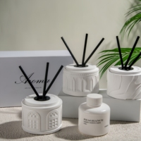 Coffret cadeau de parfum de maison haut de gamme Diffuseurs d'arôme frais de capacité de 120ml avec bâton de roseau et bouteille de plâtre pour chambre à coucher salon