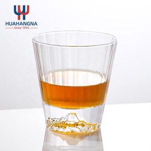 Vaso de Cristal Tallado a Mano de 10 oz para Degustación de Whisky, Vodka, Brandy, Cócteles y Vino, con Caja de Regalo de Lujo - Product Image 2