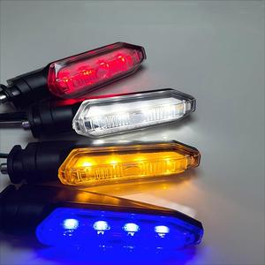 Convient pour Honda <span class=keywords><strong>CB125R</strong></span> 150R CRF250L 1000 Feux clignotants avant/arrière à LED Flow - Product Image 1