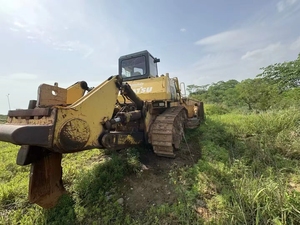 Bulldozer Usado Komatsu D375 de Excelente Rendimiento - Tipo Bulldozer de Orugas para Minería, Equipos de Infraestructura - Product Image 3