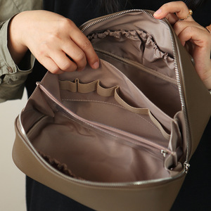 Grande trousse de maquillage en cuir PU grande capacité, résistante à l'eau, avec fermeture éclair, organiseur de cosmétiques, trousse de toilette de voyage - Product Image 2