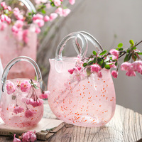 2022 Baru Nordic Minimalis Kreatif Keranjang Belanja Pink Tas Kaca Vas Bunga Pengaturan Ruang Tamu Dekorasi Vas