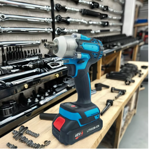 Llave <span class=keywords><strong>de</strong></span> <span class=keywords><strong>Impacto</strong></span> Inalámbrica <span class=keywords><strong>de</strong></span> 1/2 Pulgada con Motor sin Escobillas, Batería <span class=keywords><strong>de</strong></span> Iones <span class=keywords><strong>de</strong></span> Litio <span class=keywords><strong>de</strong></span> 21 V, Utilizada para <span class=keywords><strong>Pistolas</strong></span> <span class=keywords><strong>de</strong></span> <span class=keywords><strong>Impacto</strong></span> - Product Image 1