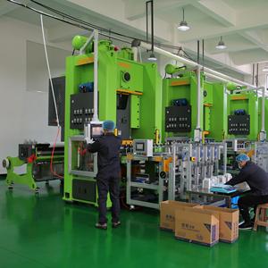 Contenedor <span class=keywords><strong>de</strong></span> papel <span class=keywords><strong>de</strong></span> aluminio desechable personalizable <span class=keywords><strong>de</strong></span> alta calidad 83120, bandeja <span class=keywords><strong>de</strong></span> PP/sartén/caja/tapa para alimentos congelados y calientes para hornear - Product Image 2