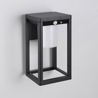 Lampe murale extérieure solaire à LED moderne en aluminium moulé sous pression noir, étanche IP44, avec détecteur de mouvement