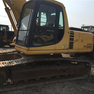 Excavatrice KOMATSU PC200 PC220 PC300 PC450 d'occasion, pelle d'occasion, bon état, excavatrice sur chenilles d'occasion du Japon à vendre - Product Image 1