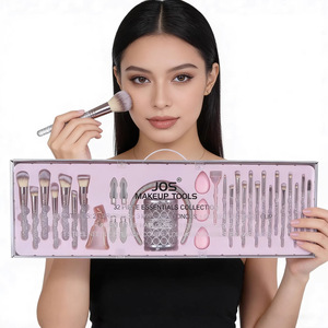 Juego <span class=keywords><strong>de</strong></span> 32 <span class=keywords><strong>Brochas</strong></span> <span class=keywords><strong>de</strong></span> <span class=keywords><strong>Maquillaje</strong></span> con Pedrería Glitz and Glam, Estilo Profesional, <span class=keywords><strong>Brochas</strong></span> <span class=keywords><strong>de</strong></span> <span class=keywords><strong>Maquillaje</strong></span> <span class=keywords><strong>de</strong></span> Lujo al <span class=keywords><strong>por</strong></span> <span class=keywords><strong>Mayor</strong></span> con Caja <span class=keywords><strong>de</strong></span> Regalo - Product Image 2