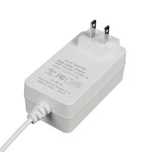 AC電源アダプター12V5Aスイッチング電源100v240v5060hzヨーロッパのクリスマスLEDストリップ用入力