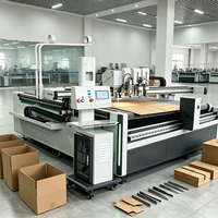 Découpeuse numérique CNC pour échantillons avec table d'alimentation automatique et caméra CCD pour boîtes autocollantes colorées