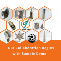 Machine de découpe à fil CNC automatique 5 axes haute vitesse DK7745 avec PLC, table de travail 1140x650mm, rugosité de surface Ra<1.0µm pour le métal