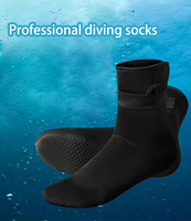 Chaussettes thermiques imperméables respirantes légères en néoprène à bout fermé mi-mollet antidérapantes pour l'utilisation en été sur la plage, dans l'eau, le surf
