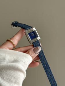 <span class=keywords><strong>Reloj</strong></span> de Pulsera Scottie 9741 de Lujo para <span class=keywords><strong>Mujer</strong></span>, Personalizado, de Cuarzo, Resistente al Agua, Colorido, con Correa de Cuero Cuadrada <span class=keywords><strong>Citizen</strong></span> - Product Image 4