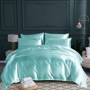 Ensemble <span class=keywords><strong>de</strong></span> linge <span class=keywords><strong>de</strong></span> lit en <span class=keywords><strong>satin</strong></span> personnalisé <span class=keywords><strong>housse</strong></span> <span class=keywords><strong>de</strong></span> <span class=keywords><strong>couette</strong></span> <span class=keywords><strong>de</strong></span> luxe pour lit double rouge vin avec fermeture à glissière - Product Image 3