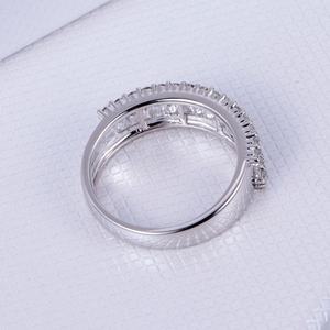 Anillo de Oro Sólido de 14k con Diamante de Laboratorio, Joyería para Mujer, Estilo Moderno y Popular - Product Image 3