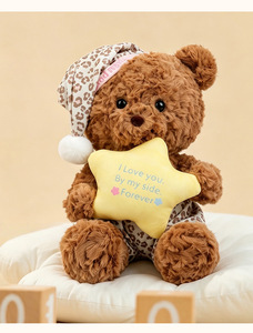 Orsacchiotto di Peluche in Pigiama per Dormire, Giocattolo Antistress, Regalo di Compleanno Ideale - Product Image 6