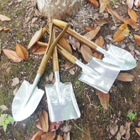 Di alta qualità resistente in acciaio inox lucido di grandi dimensioni forcella da giardino vanga in vero legno manico originale produttore