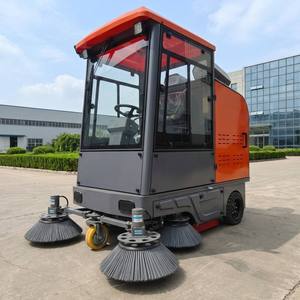 Robot aspirateur industriel automatique 48V 1500W pour le nettoyage des routes et des sols, type camion balayeur autoporté - Product Image 2