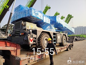 Grue mobile hydraulique de 40 tonnes, 47,8 m, ZRT400V432-1, avec flèche auxiliaire, bloc de levage multi-tonnes - Product Image 5
