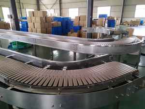 Transportador Modular de Corrente Plana para a Indústria de Bebidas, Suporte para Transferência de Garrafas e Latas com Função de Virada - Product Image 5