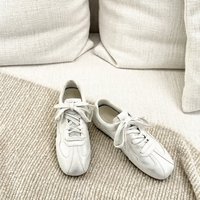 Vente en gros de baskets plates rétro à lacets, design à double lacet, cuir patchwork, chaussures décontractées pour femmes, usage quotidien, support OEM ODM personnalisé