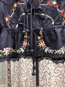 <span class=keywords><strong>Camicia</strong></span> di alta qualità nuova camicetta 2025 autunno <span class=keywords><strong>donna</strong></span> ricava pizzo ricamato manica lunga <span class=keywords><strong>blu</strong></span> scuro vino rosso cotone camicie di <span class=keywords><strong>lino</strong></span> - Product Image 6