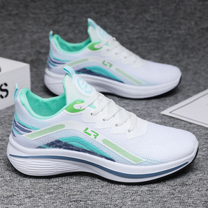 Nouvelles Chaussures de Sport Respirantes en Tissu Volant à Lacets en PVC pour Hommes, Chaussures de Course Légères en Maille Décontractées Printemps-Automne – Vente en Gros - Product Image 4