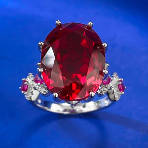 Nuevo juego <span class=keywords><strong>de</strong></span> anillos <span class=keywords><strong>de</strong></span> lujo rojo <span class=keywords><strong>sangre</strong></span> 12*16mm, anillo <span class=keywords><strong>de</strong></span> plata 925 <span class=keywords><strong>de</strong></span> diseño personalizado <span class=keywords><strong>de</strong></span> diamante <span class=keywords><strong>de</strong></span> alto carbono - Product Image 3