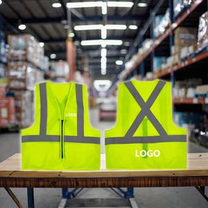 เสื้อกั๊กนิรภัยสำหรับทำงาน คลาส 2 มองเห็นได้ชัดเจน ผลิตจากโรงงาน พร้อมแถบสะท้อนแสงรับรองมาตรฐาน CE ปรับแต่งโลโก้ได้ - Product Image 6