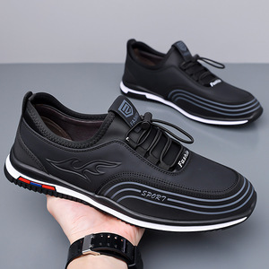 Zapatillas deportivas casuales transpirables para hombre, sin cordones, con suela suave, a la moda, color negro y marrón, origen Wenzhou, Zhejiang. - Product Image 2