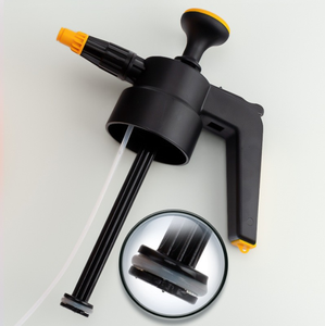 Lata <span class=keywords><strong>de</strong></span> <span class=keywords><strong>agua</strong></span> portátil <span class=keywords><strong>de</strong></span> 2L al por mayor con <span class=keywords><strong>bomba</strong></span> manual <span class=keywords><strong>de</strong></span> presión <span class=keywords><strong>de</strong></span> <span class=keywords><strong>aire</strong></span> <span class=keywords><strong>para</strong></span> <span class=keywords><strong>lavado</strong></span> <span class=keywords><strong>de</strong></span> coches y rociador <span class=keywords><strong>de</strong></span> espuma <span class=keywords><strong>de</strong></span> riego <span class=keywords><strong>de</strong></span> jardín - Product Image 4