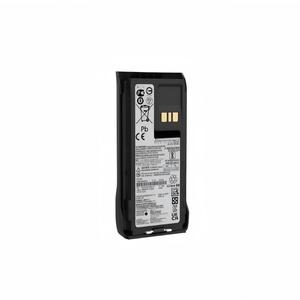 แบตเตอรี่ PMNN4888 IP67 IMPRES ความจุ 2200mAh พร้อมกำลังขับ 5W และระยะการสื่อสาร 0-1 กม. สำหรับวิทยุสื่อสารรุ่น R5 - Product Image 3