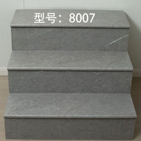 Marchepied d'escalier blanc écologique antidérapant durable sûr designs sur mesure intérieur