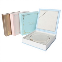 Boîte cadeau en forme de livre pour collier de perles pour la Fête des Mères - Grande boîte d'emballage à motif uni de Guangzhou